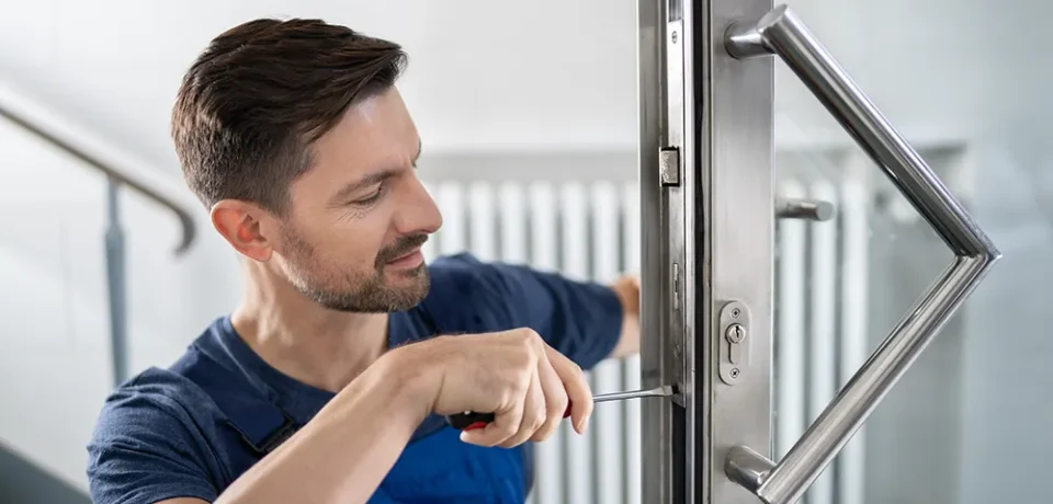 MK_Hausmeisterservice_Kleinreparaturen-2